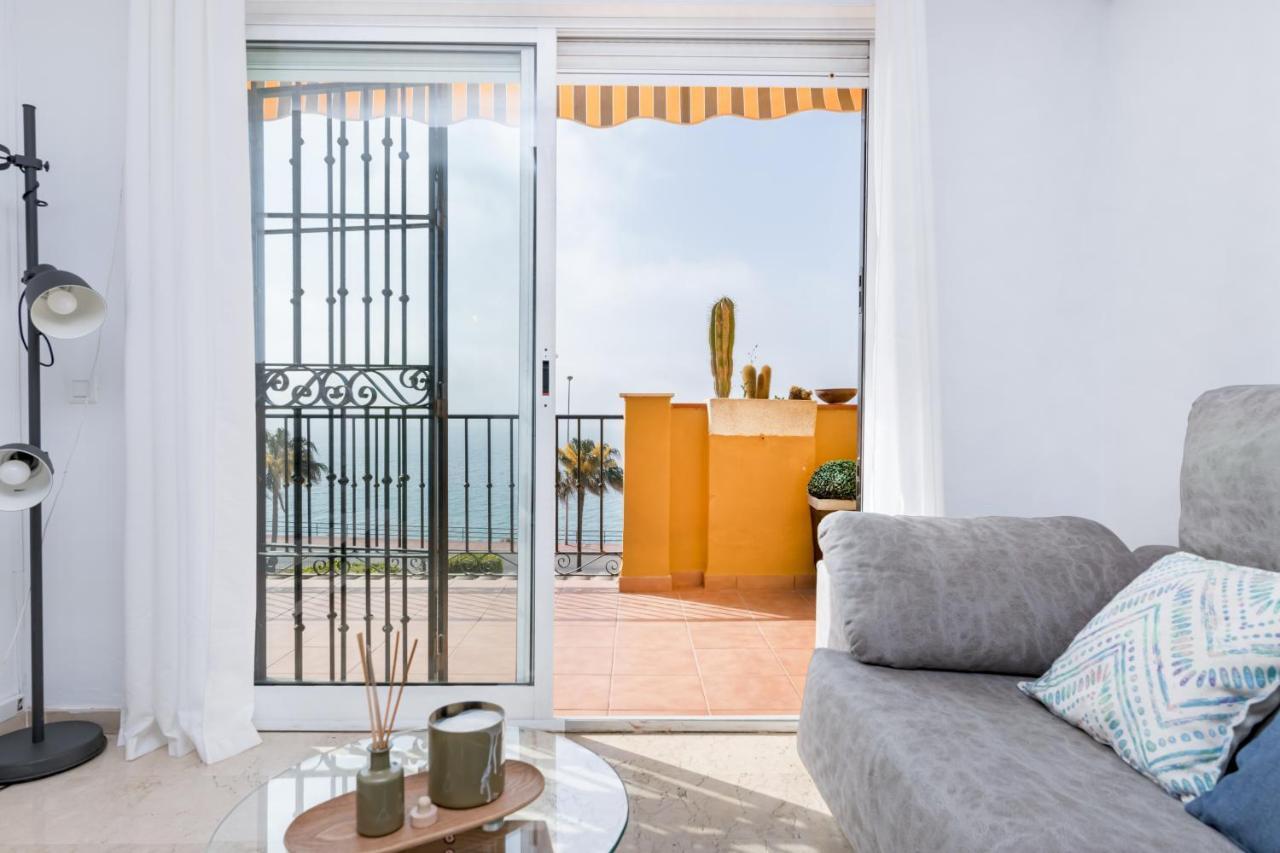 Апартаменты Sea Views Carvajal Бенальмадена Экстерьер фото